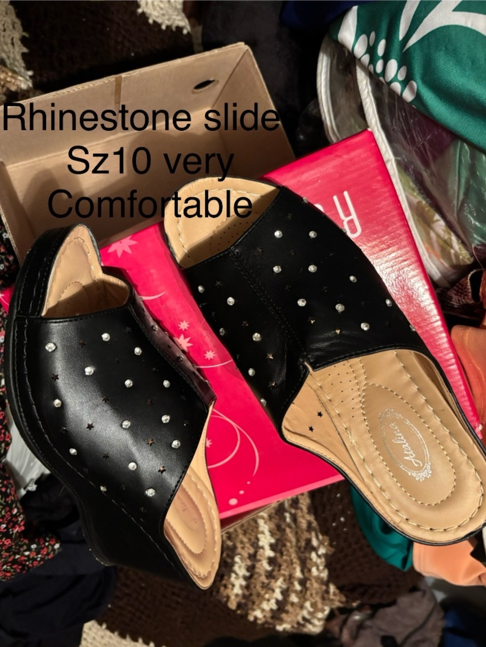 Black rhinestones wedge slides